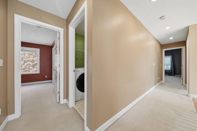 10 Ridgewood Road, Plaistow, NH 03865