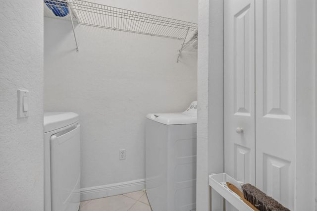 4721 Lucerne Lakes Boulevard E 711, Lake Worth, FL 33467