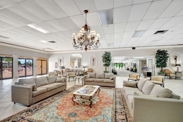 4721 Lucerne Lakes Boulevard E 711, Lake Worth, FL 33467