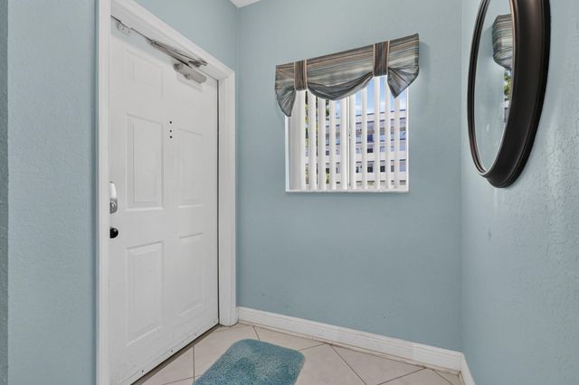 4721 Lucerne Lakes Boulevard E 711, Lake Worth, FL 33467