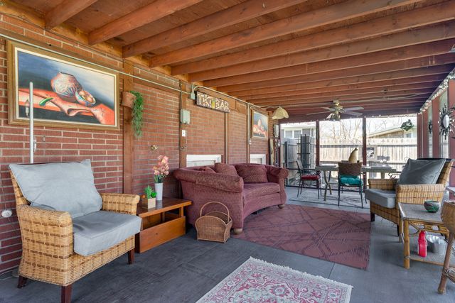 17541 Maple Avenue, Lansing, IL 60438