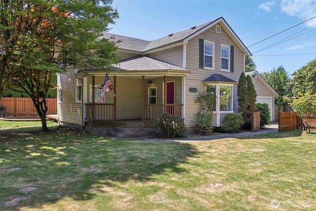 1425 N 1st Avenue, Kelso, WA 98626