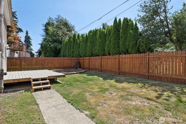 1425 N 1st Avenue, Kelso, WA 98626