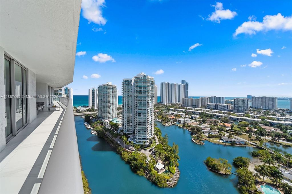 330 Sunny Isles Blvd 5-2204, Sunny Isles Beach, FL 33160