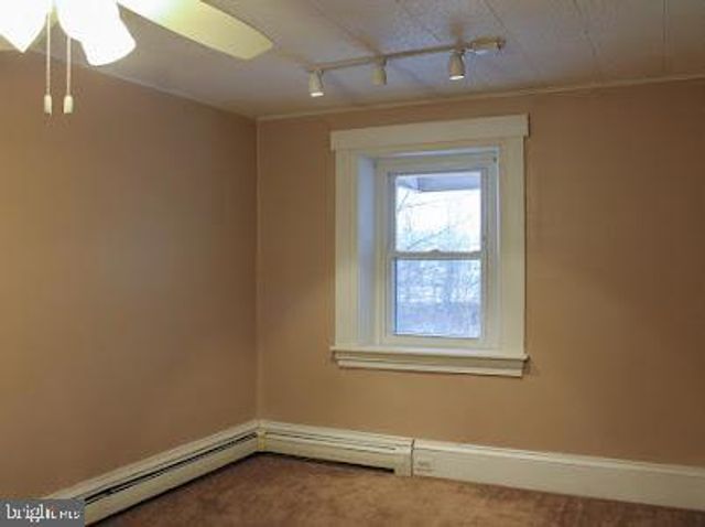 54 N SCHUYLKILL, Leesport, PA 19533