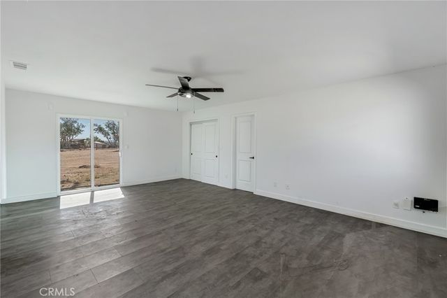 25811 Del Sol, Apple Valley, CA 92308