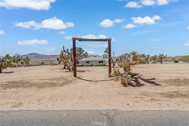 25811 Del Sol, Apple Valley, CA 92308