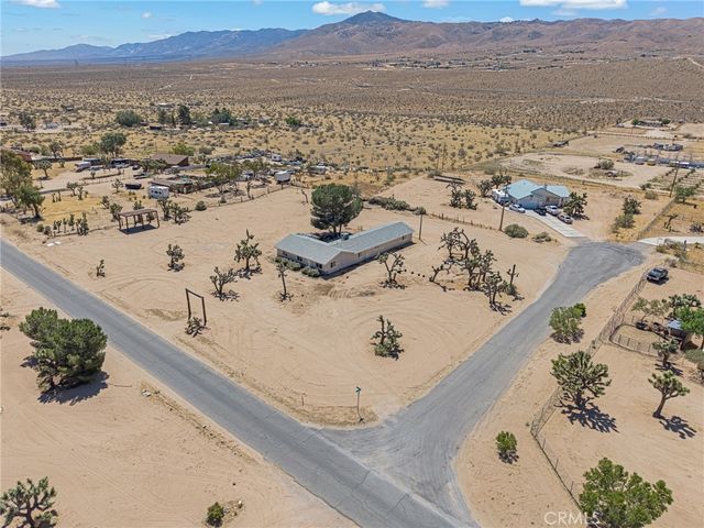 25811 Del Sol, Apple Valley, CA 92308