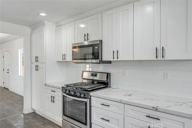 25811 Del Sol, Apple Valley, CA 92308