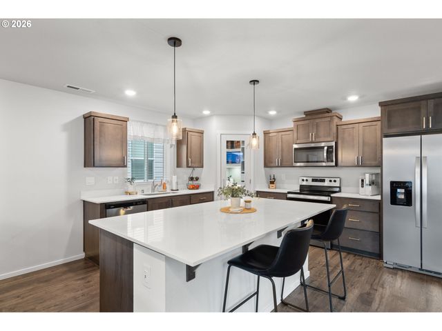 17415 Nw 10TH Pl, Ridgefield, WA 98642