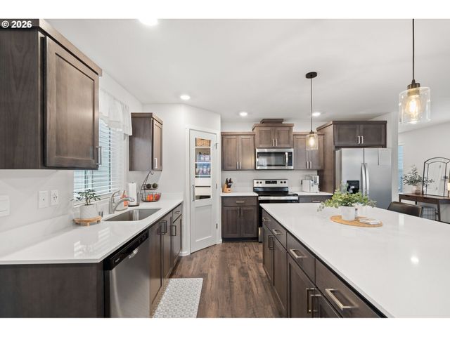 17415 Nw 10TH Pl, Ridgefield, WA 98642