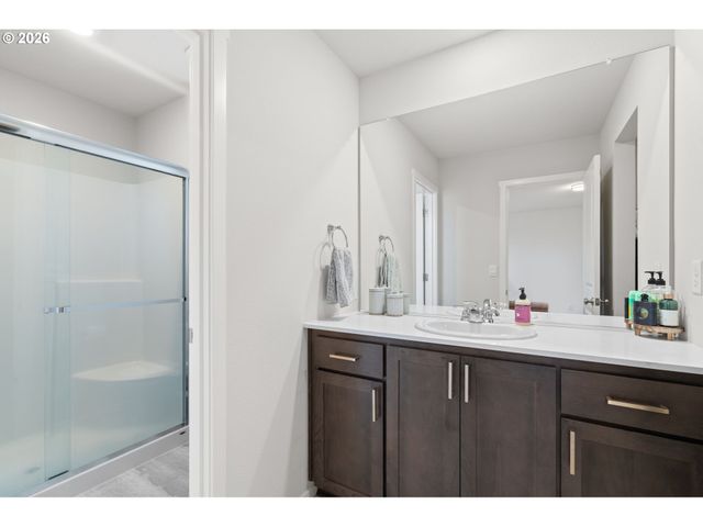 17415 Nw 10TH Pl, Ridgefield, WA 98642