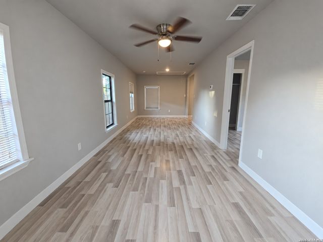 772 4TH ST, Seguin, TX 78155