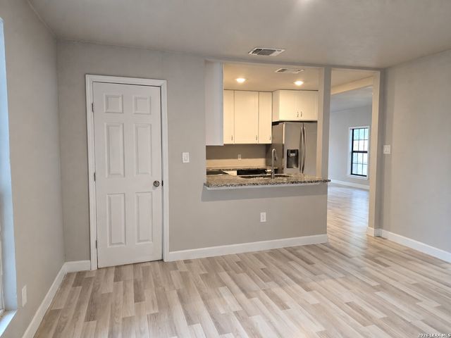 772 4TH ST, Seguin, TX 78155