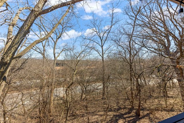 6010 Forest View Road 3A, Lisle, IL 60532