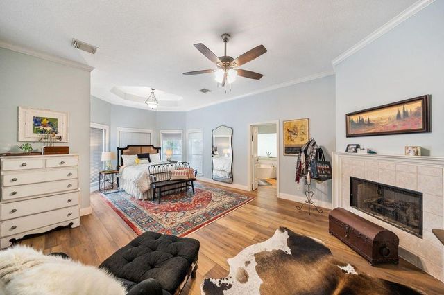 350 Lago Trace Drive, Huffman, TX 77336