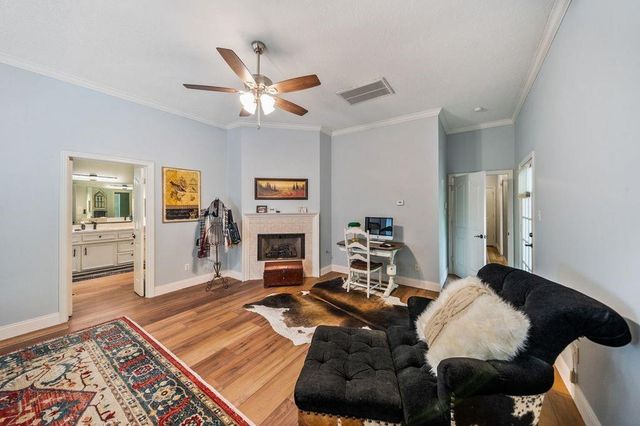 350 Lago Trace Drive, Huffman, TX 77336