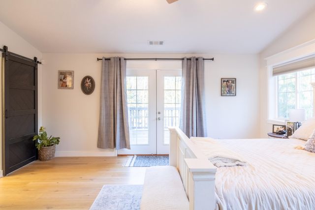 760 Flaming Road, Grants Pass, OR 97526