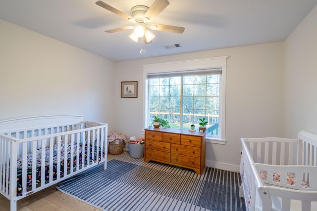 760 Flaming Road, Grants Pass, OR 97526