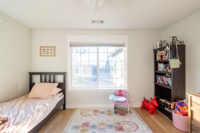 760 Flaming Road, Grants Pass, OR 97526