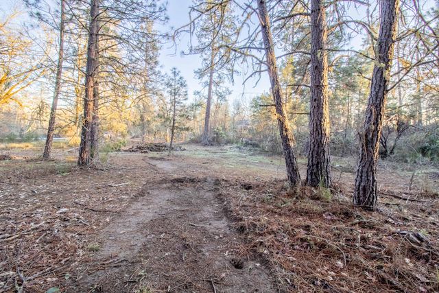 760 Flaming Road, Grants Pass, OR 97526