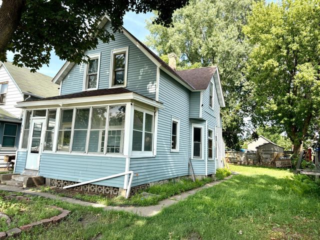 866 Duluth Street, Saint Paul, MN 55106