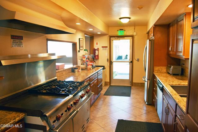 195 Tierra Rejada Road 197, Simi Valley, CA 93065