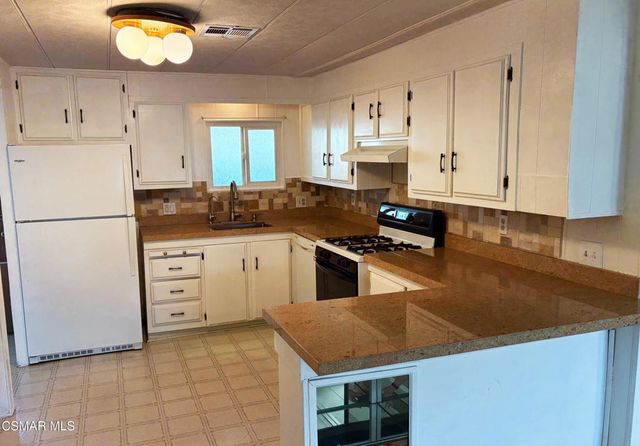 195 Tierra Rejada Road 197, Simi Valley, CA 93065