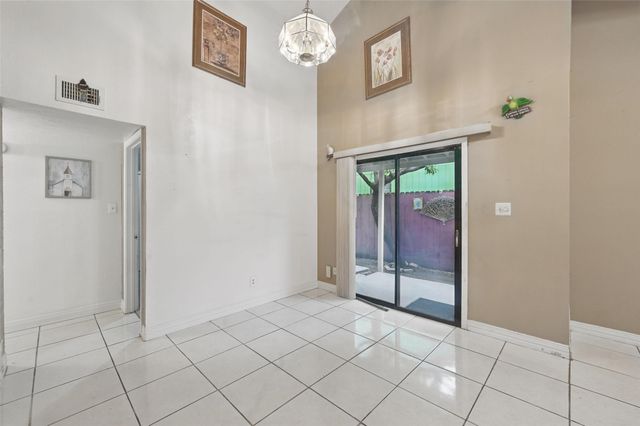 2407 Brookdale Drive, Arlington, TX 76014