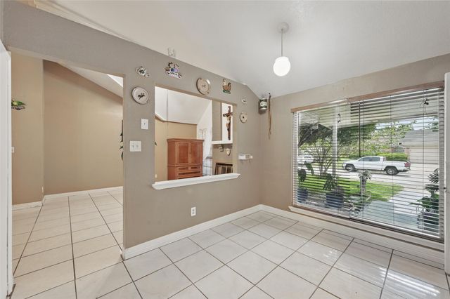 2407 Brookdale Drive, Arlington, TX 76014