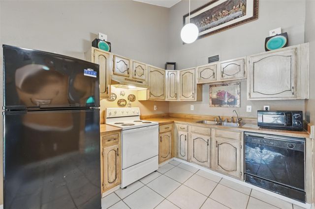 2407 Brookdale Drive, Arlington, TX 76014