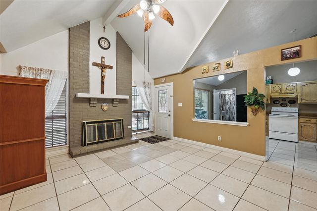 2407 Brookdale Drive, Arlington, TX 76014