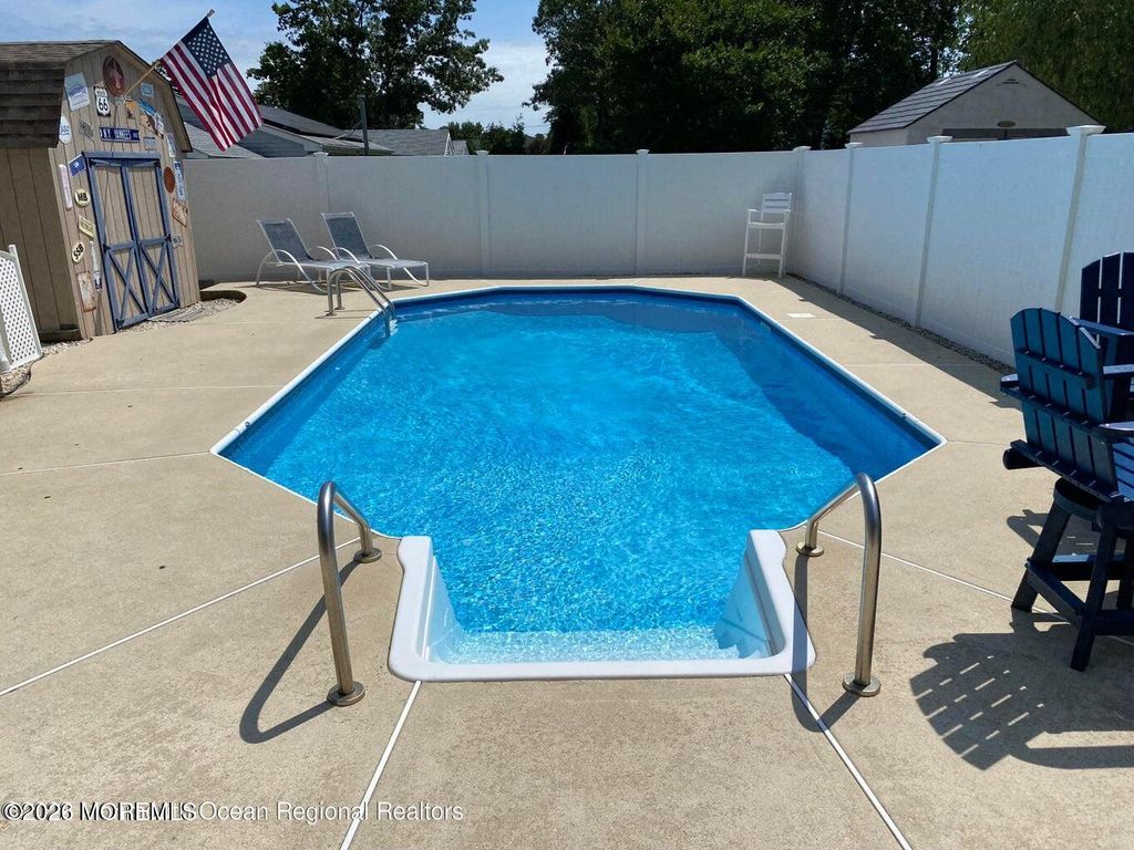 1008 12th Avenue, Toms River, NJ 08757