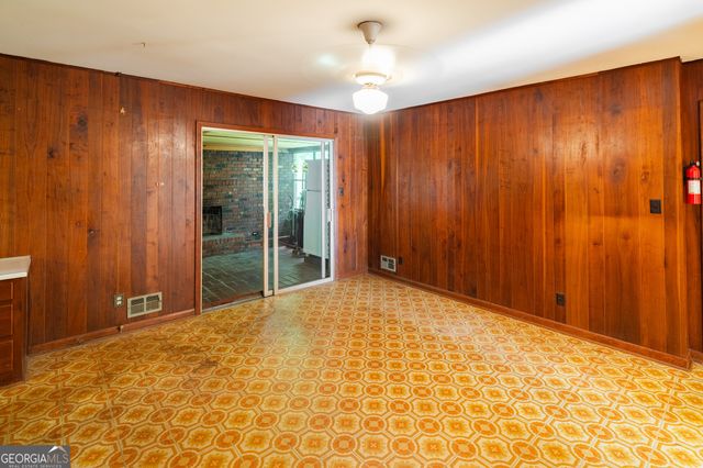 1501 Lucelle Avenue, Stone Mountain, GA 30087