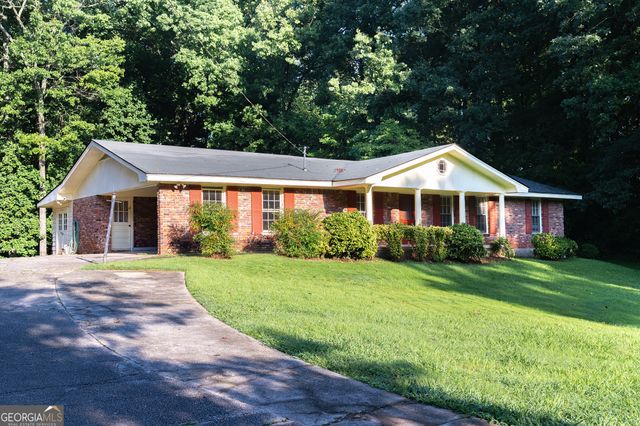 1501 Lucelle Avenue, Stone Mountain, GA 30087
