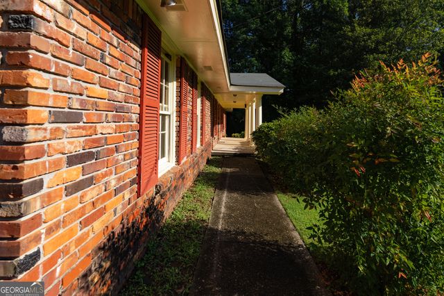 1501 Lucelle Avenue, Stone Mountain, GA 30087