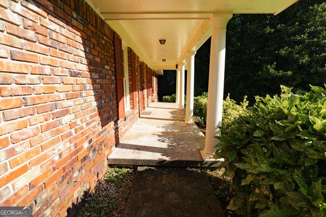 1501 Lucelle Avenue, Stone Mountain, GA 30087