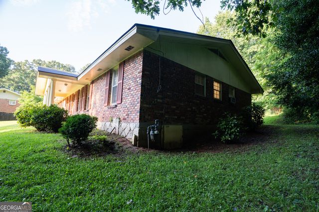 1501 Lucelle Avenue, Stone Mountain, GA 30087