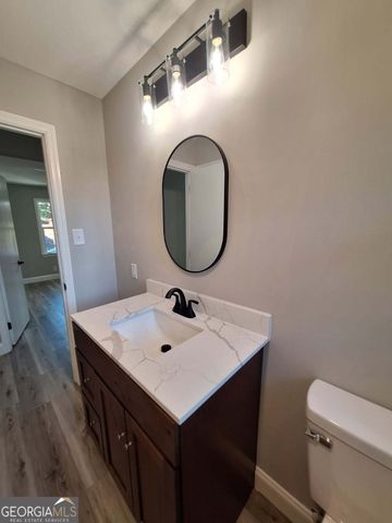 105 Birch Street, Valley, AL 36854