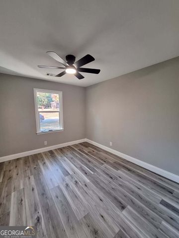 105 Birch Street, Valley, AL 36854