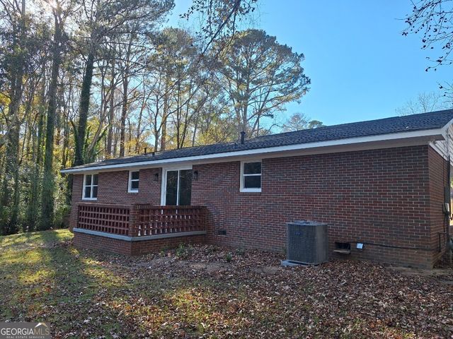 105 Birch Street, Valley, AL 36854