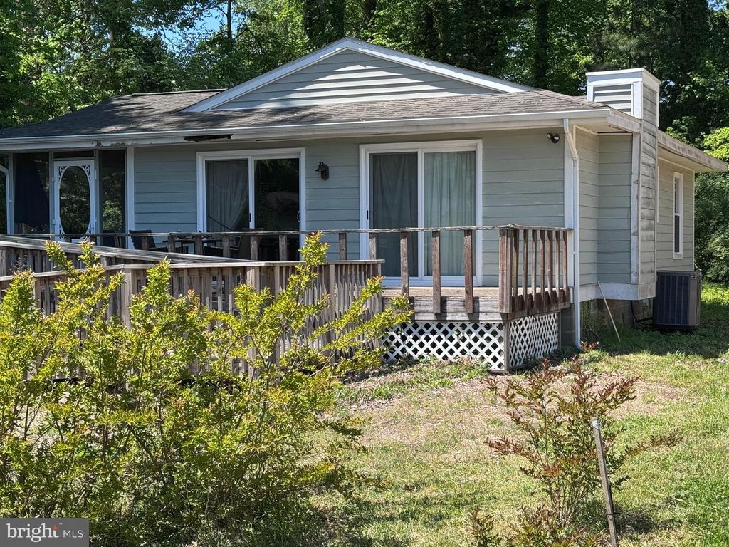 3 CROWS NEST LN, Ocean Pines, MD 21811