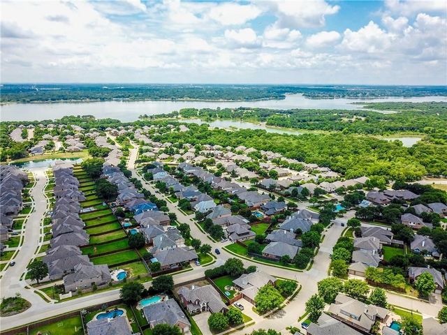 116 Lakehill Court, Hickory Creek, TX 75065