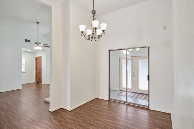 31135 N Head Drive, Spring, TX 77386