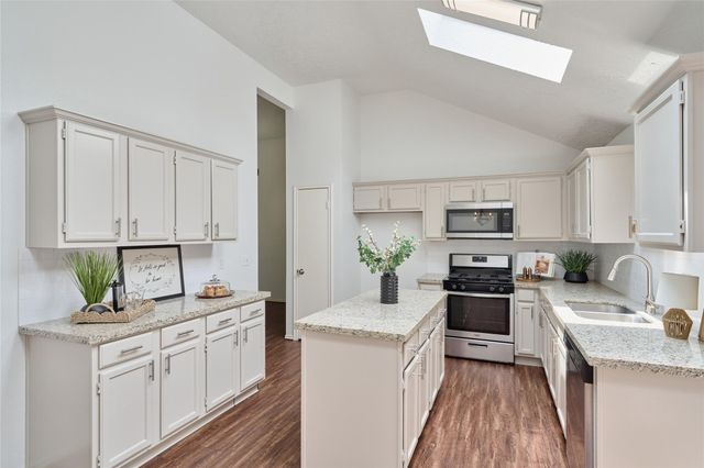 31135 N Head Drive, Spring, TX 77386