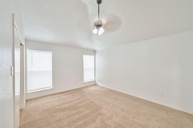 31135 N Head Drive, Spring, TX 77386