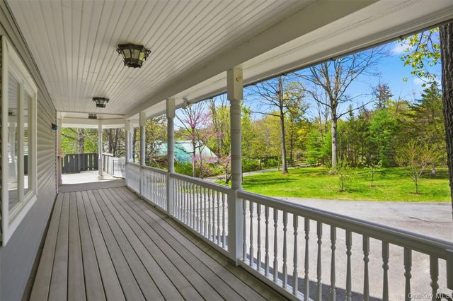 374 Marcott Road, Cottekill, NY 12419