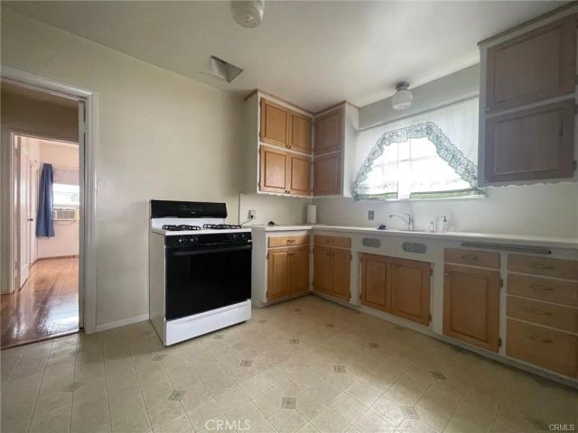 2259 S San Antonio, Pomona, CA 91766