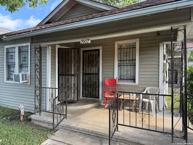 2907 MORALES ST, San Antonio, TX 78207