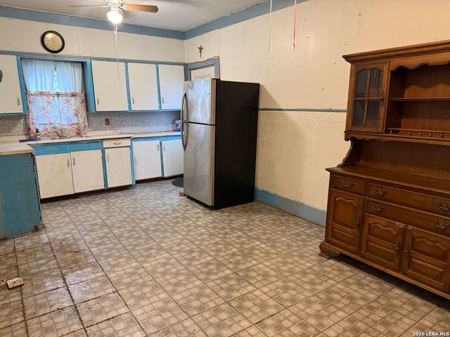 2907 MORALES ST, San Antonio, TX 78207